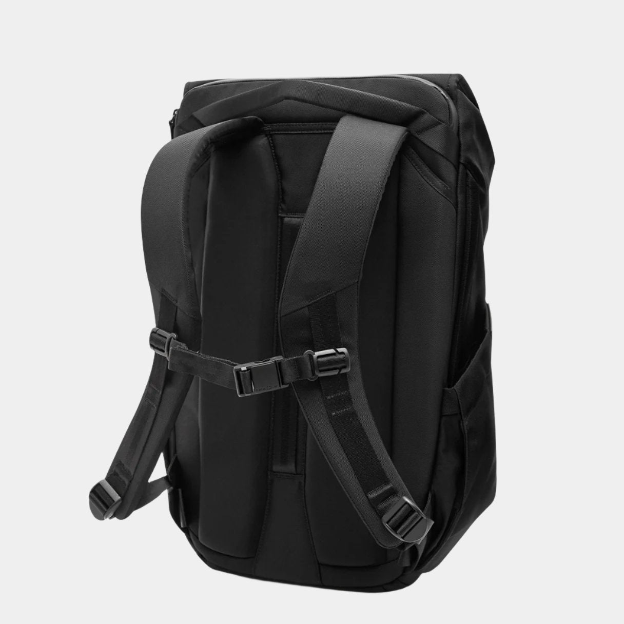 MODERN DAYFARER Chest strap - Increases stability while on the go