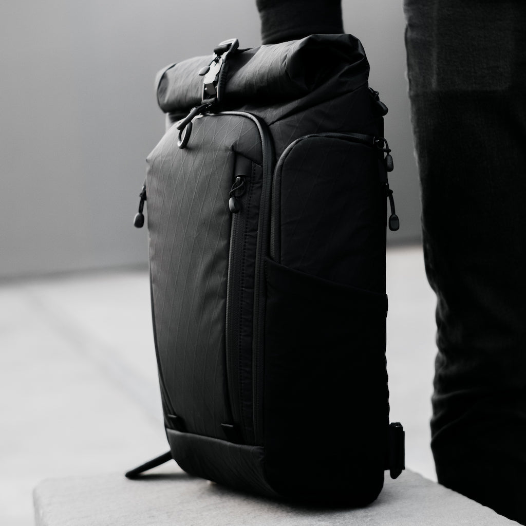 "MODERN DAYFARER ACTIVE Sling Pack - Sleek design"