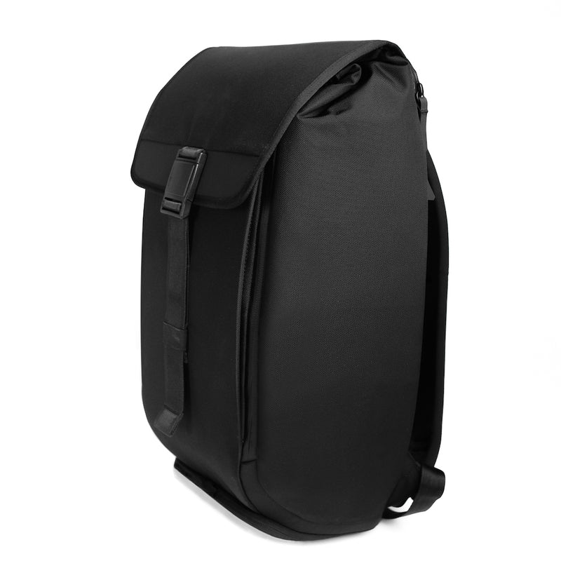 "DAYFARER V2 Backpack - Side profile 2"