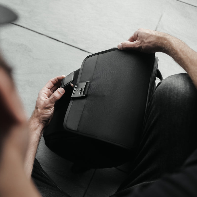 "DAYFARER V2 Backpack - Fidlock magnetic buckle"
