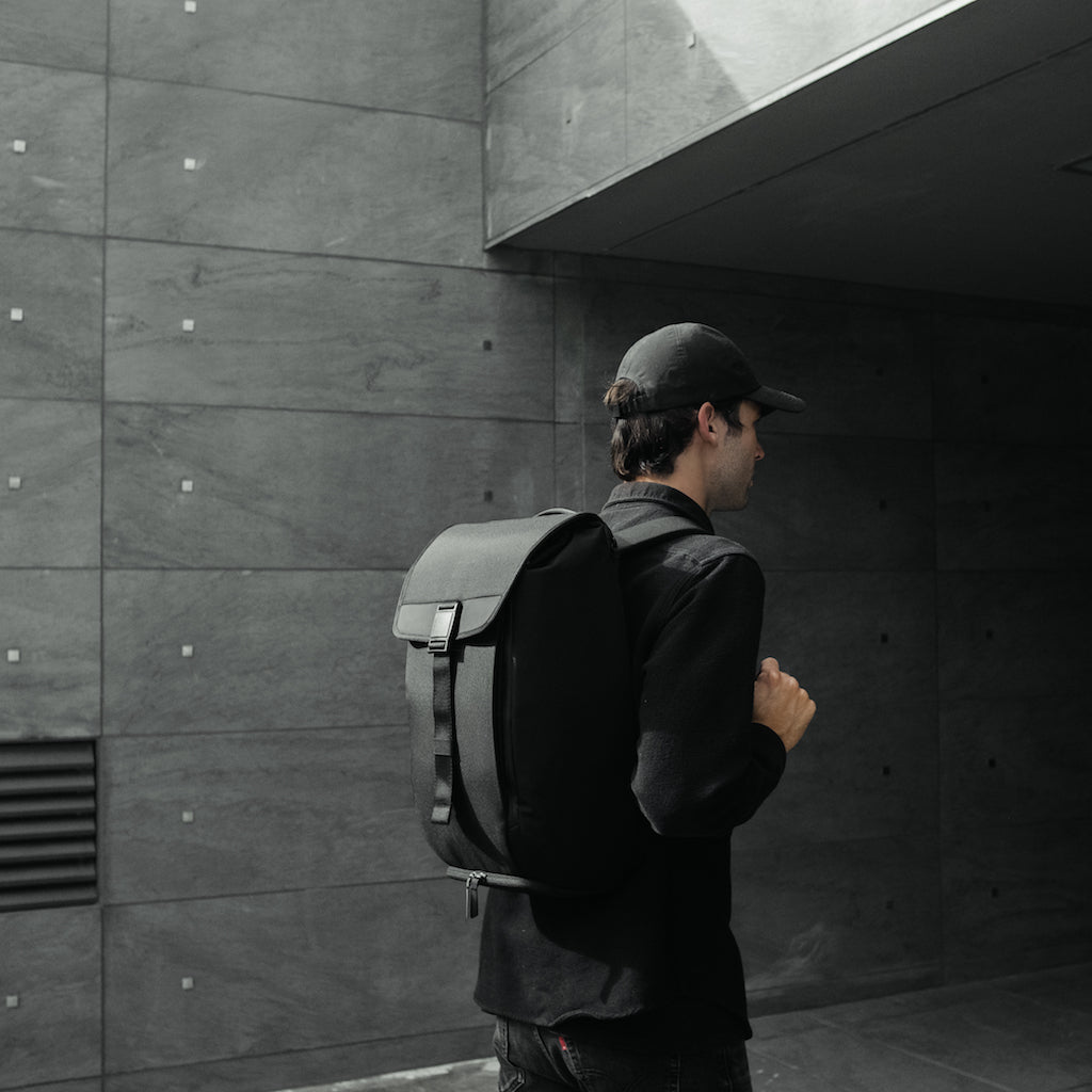 DAYFARER V2 Backpack