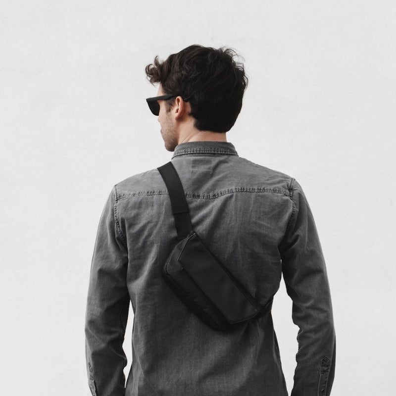 "MODERN DAYFARER ACTIVE Sling - Carry your essentials in style and durability"